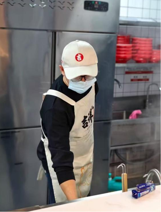 做上海餐饮店加盟项目，需要哪些条件？